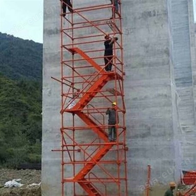 筑牢高空作業(yè)生命線 全面解析施工安全爬梯的關(guān)鍵應(yīng)用與選擇